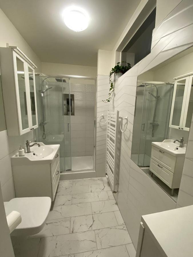 Apartament Czytelnia - Parking Gratis Poznan Exterior photo